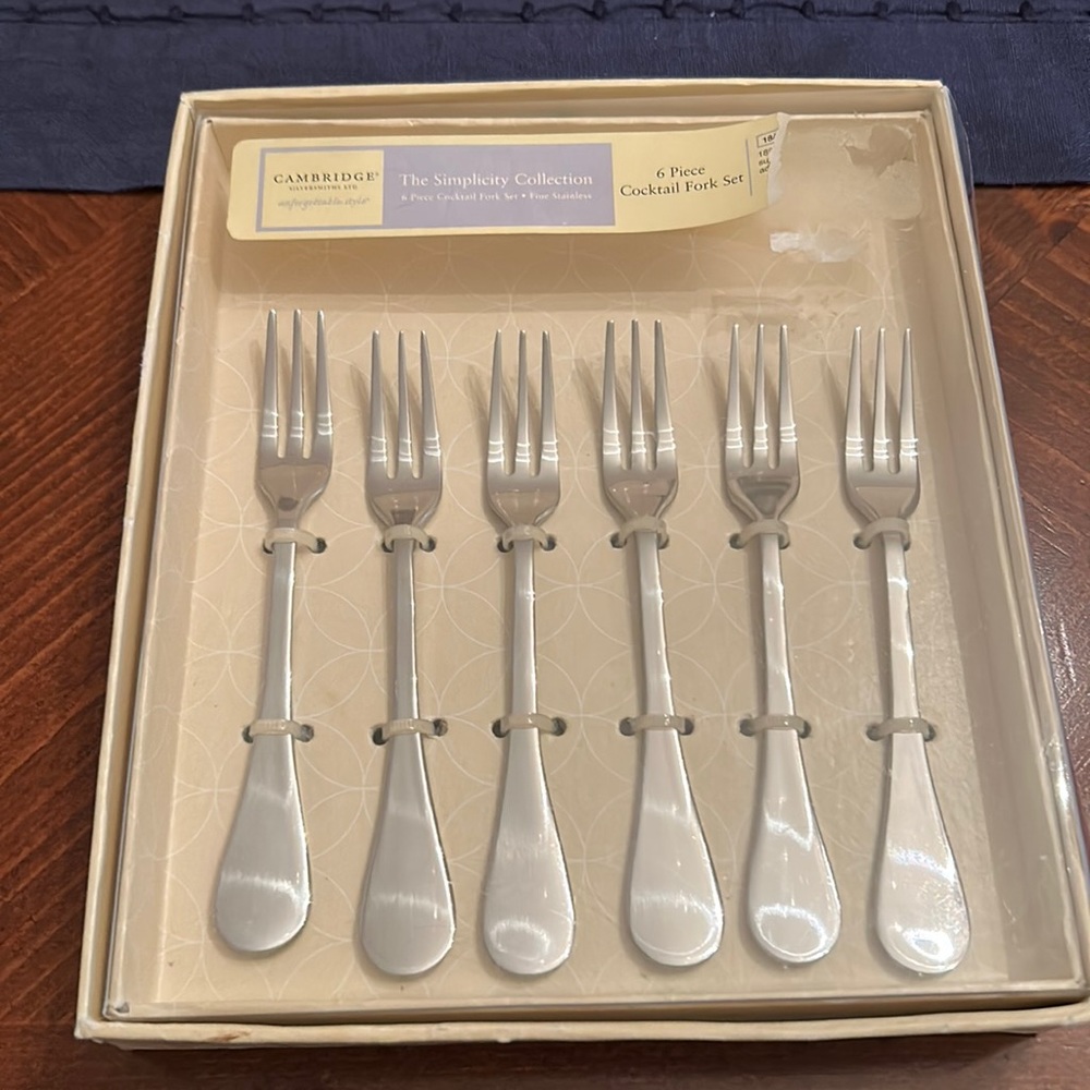 Cambridge 6 pcs cocktail fork set nwb